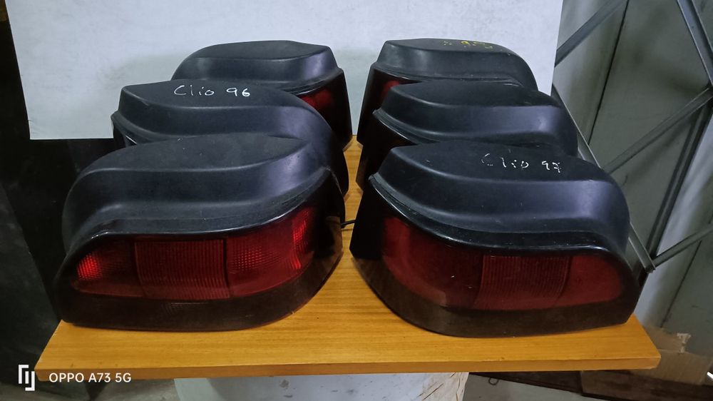 Farolim Renault Clio 1 fase 3 original 1997