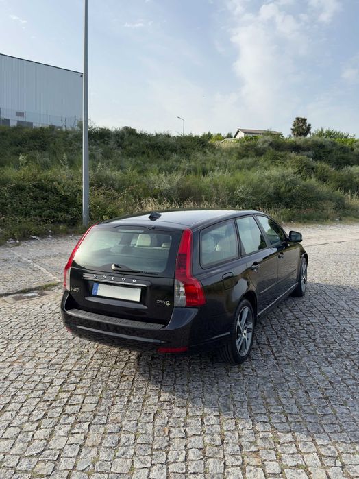Volvo V50 D2 2012