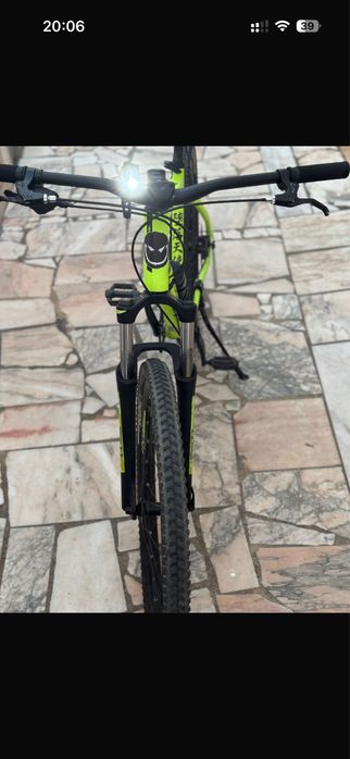 BICICLETA MTB ROCKRIDER (Quadro L) Neon 27.5 - Semi-Nova / Pouco Uso!