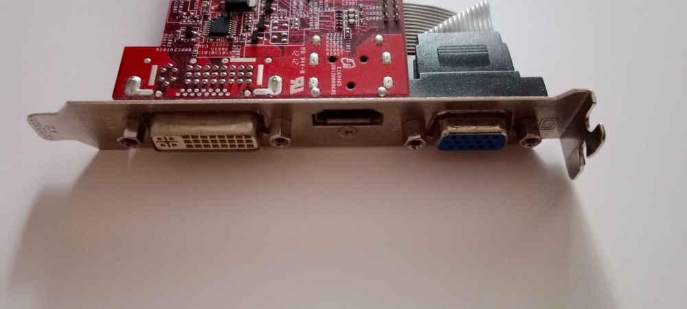 Видео карта Asus .