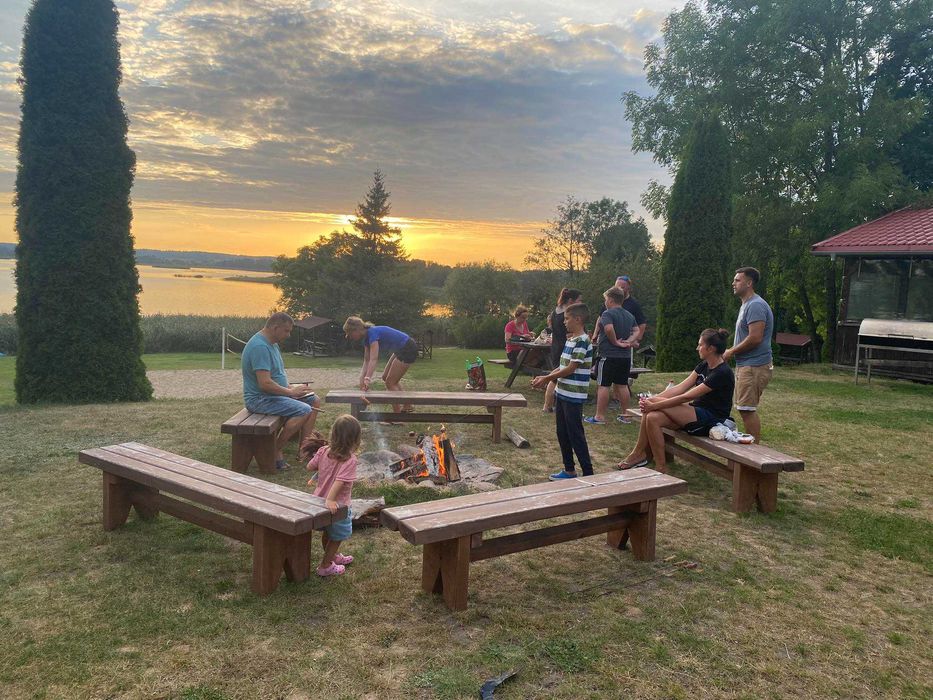 Majówka na MAZURACH. Mikołajki. Nad jeziorem