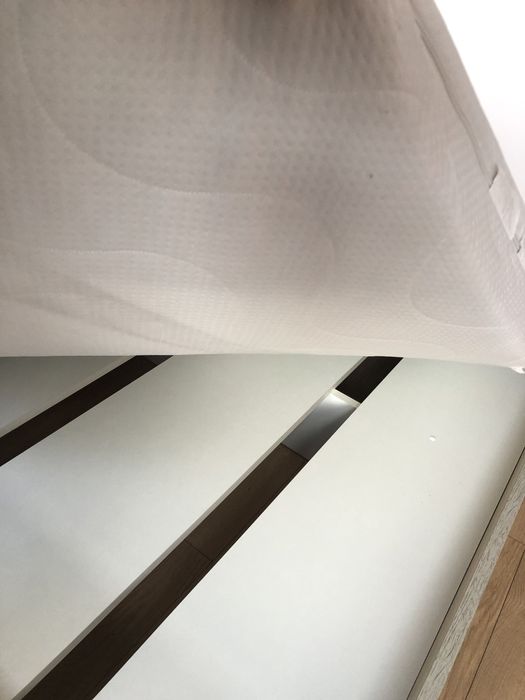 Duże łóżko podwójne + materac 200×200