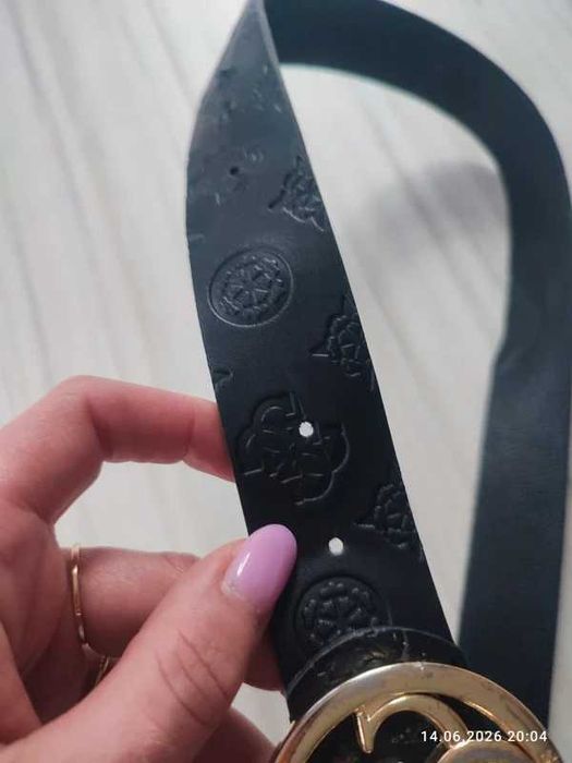 Pasek damski marki Guess