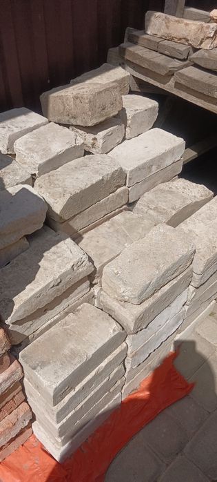 Цегла  силікатна біла та червона б/в