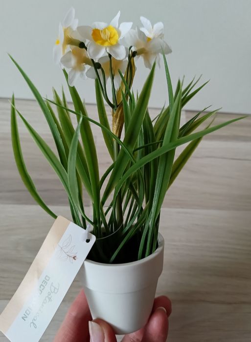 Sztuczny kwiat Narcyz Biały Źonkil w doniczce wiosenna dekoracja 20cm