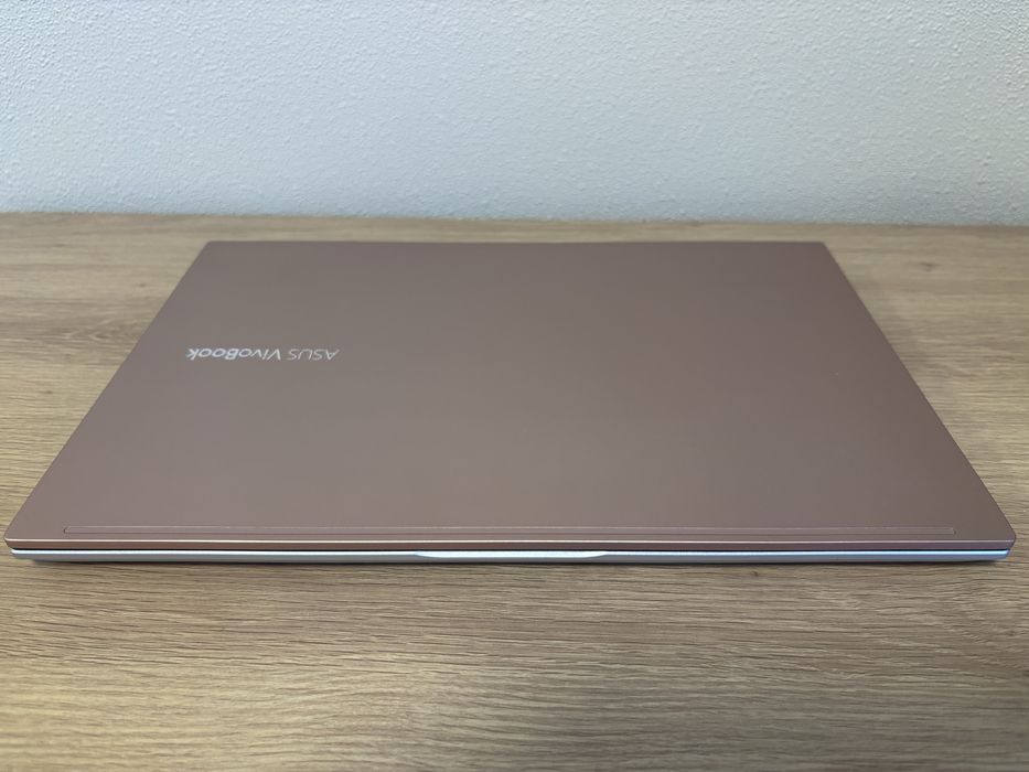 Asus vivo book k513e OLED 15.6 / i5 / 16gb / ssd 512gm /mx330 2gb