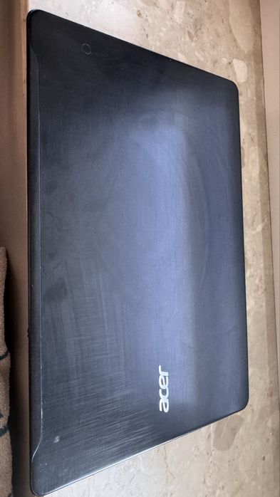 Laptop acer f5 573