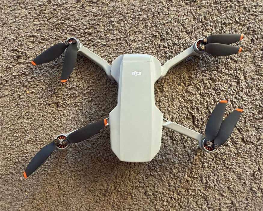 DJI Mini 2 SE – Excelente Estado – Pouco Uso