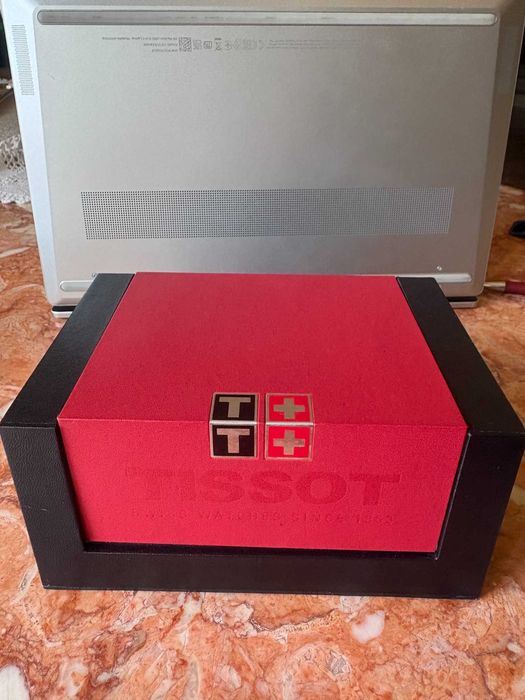 Relógio Tissot 1853 PRS516 Automático e traseira em cristal