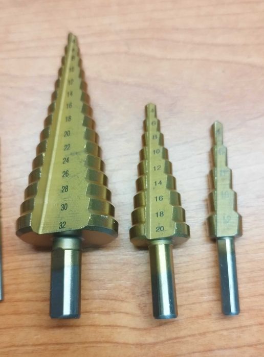 Conjunto de chaves conicas novas