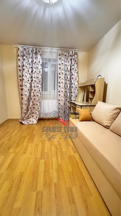 Здам 4 х кімнатний будинок у районі Епіцентру зі своїм двором і АО