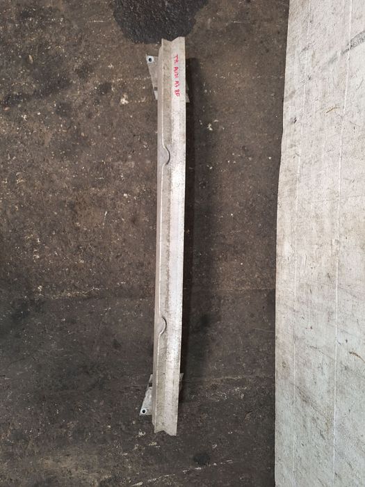 Belka zderzaka Audi A3 8P Tył 5 drzwi sportback lift A38P belka tylna