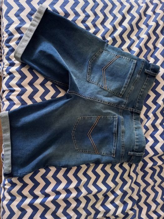 Spodnie jeansowe krotkie