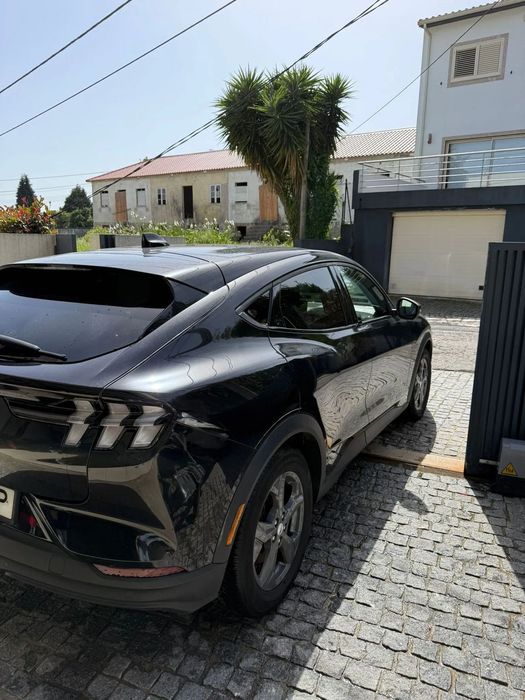 Ford Mustang Mach-E Standard