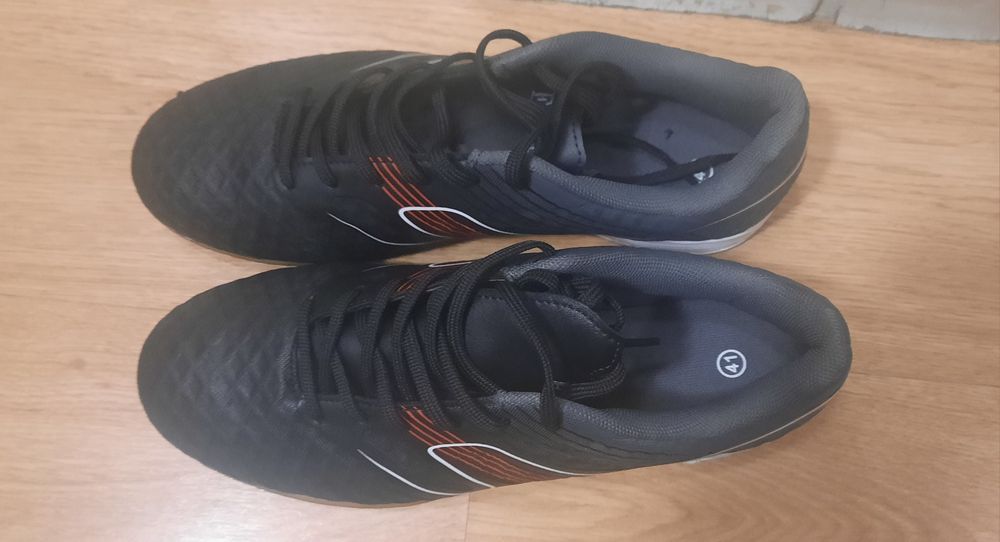 Buty halówki  41