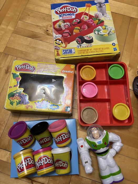 Play doh ciastolina plastelina buzz astral toy story ciezarowka zestaw