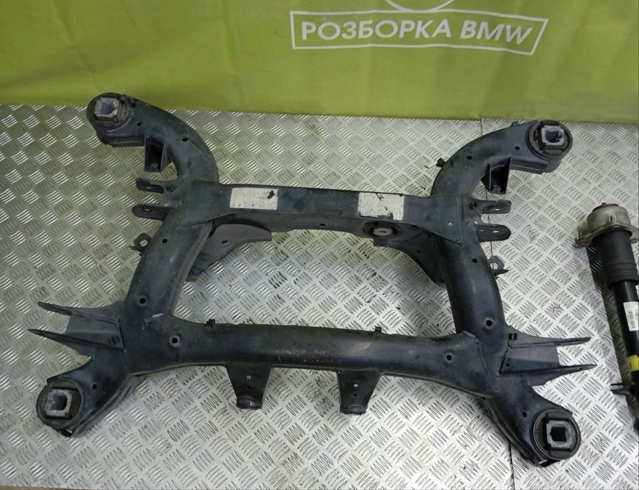 Підрамник задній бмв х5 е70 е71 балка задня Bmw x5 e70 e71 подрамник