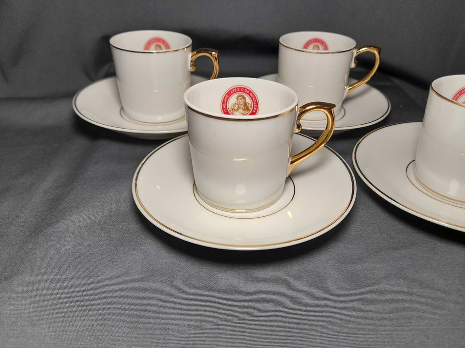 Chavenas café Vista Alegre antigas -- Chavenas café Brasileira