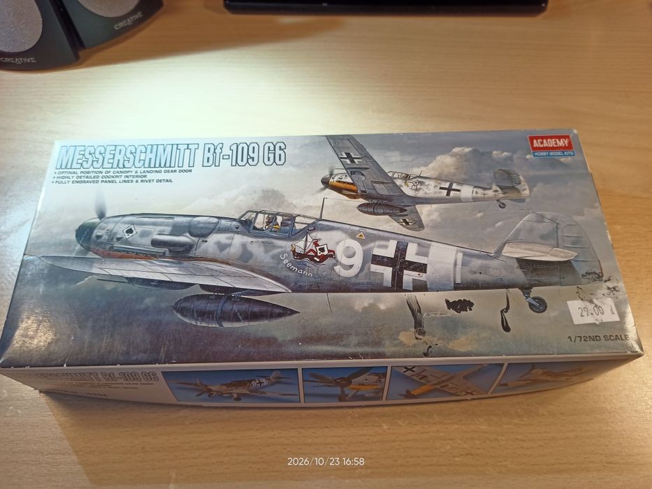 Stare pudełko po modelu Messerschmitt Bf-109 G6, scala 1/72, z lat 80/90 XX wieku.