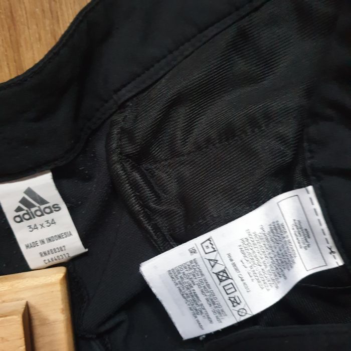 Шорти Adidas Golf чоловічі чорні класичні бермуди L/M 48/46
