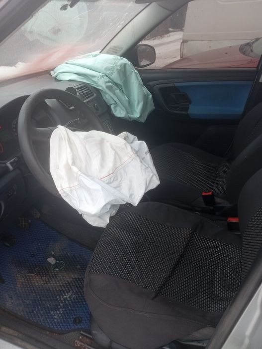 Шкода Фабия 1.2 после ДТП