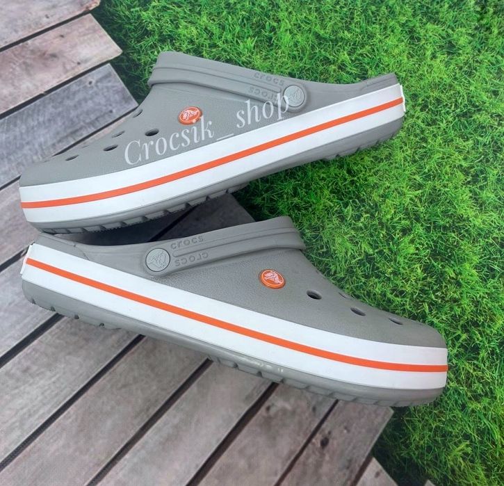 У наявності чоловічі крокс crocs crocband