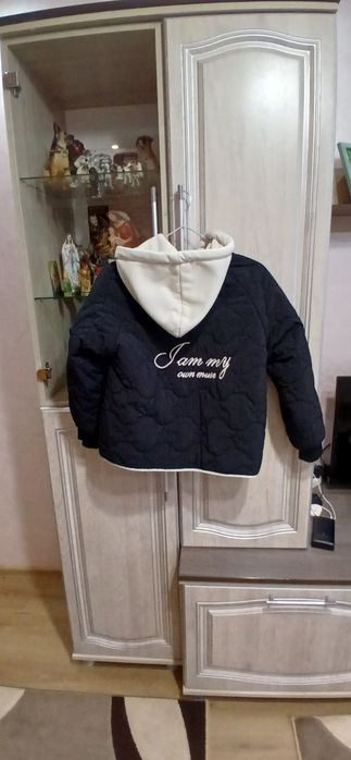 Куртка для дівчинки