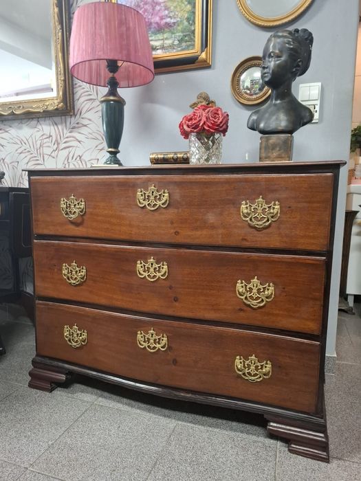 Cómoda D. Maria Original em Madeira Maciça.