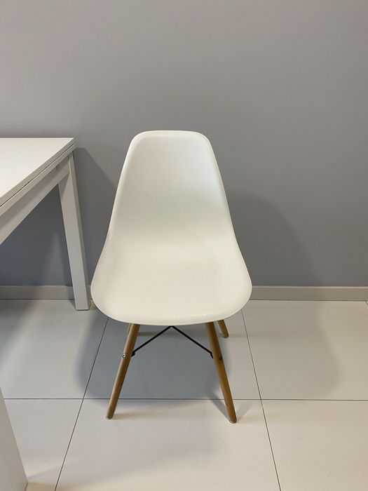 Mesa extensivel e 4 cadeiras