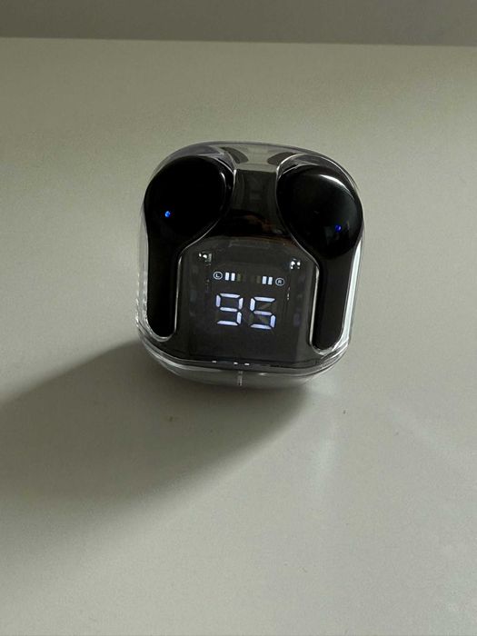 Fones TWS Bluetooth 5.3 c/ display LED – Design transparente - Portes Gratuitos