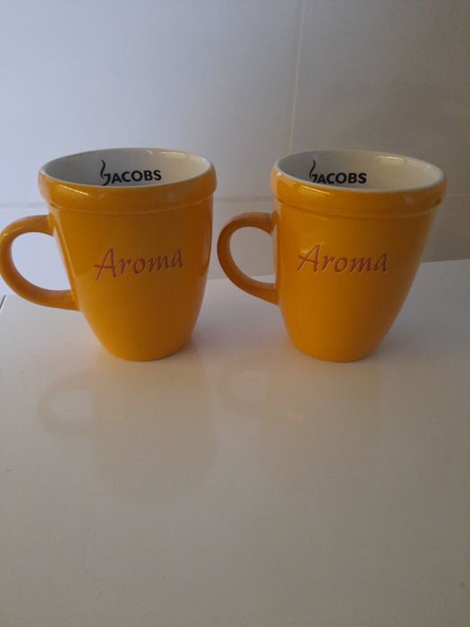 Zolte kubki kolekcjonerskie Jacobs aroma