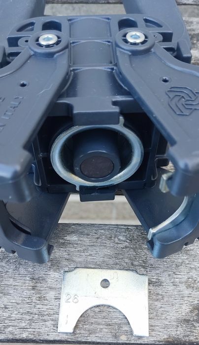 Capsulador manual para garrafas de 26mm