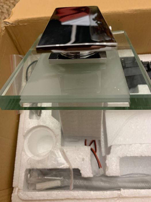 Bateria łazienkowa chromowana LED nowa!