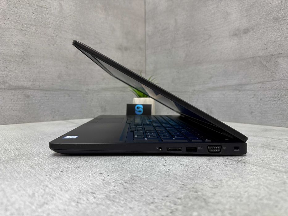 Надійний ноутбук Dell 5580/I5-6300u/8gb ddr4/256gb ssd/15.6”