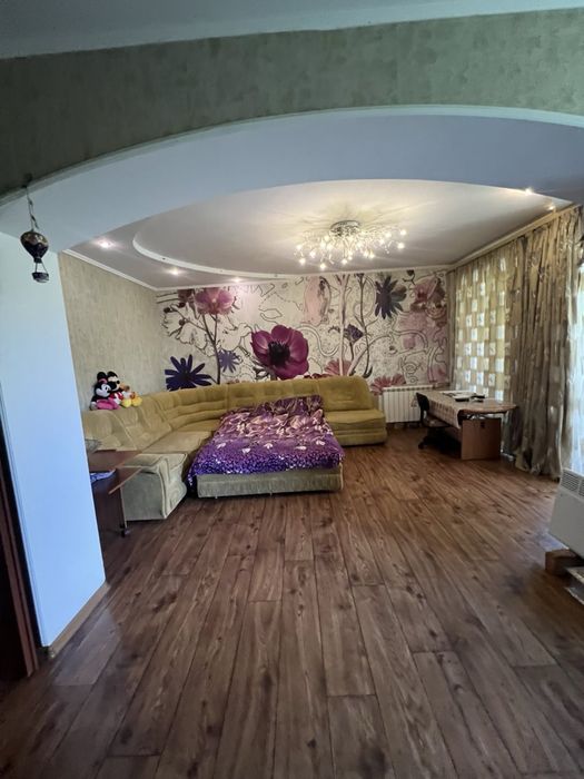 Продаётся 2 ком. кв по ул. Дудыкина в Днепровском районе!