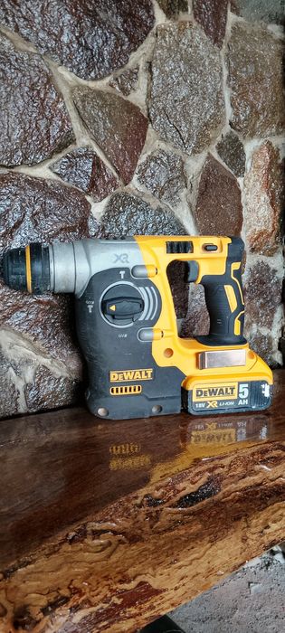Перфератор DeWalt dch 273+5ah