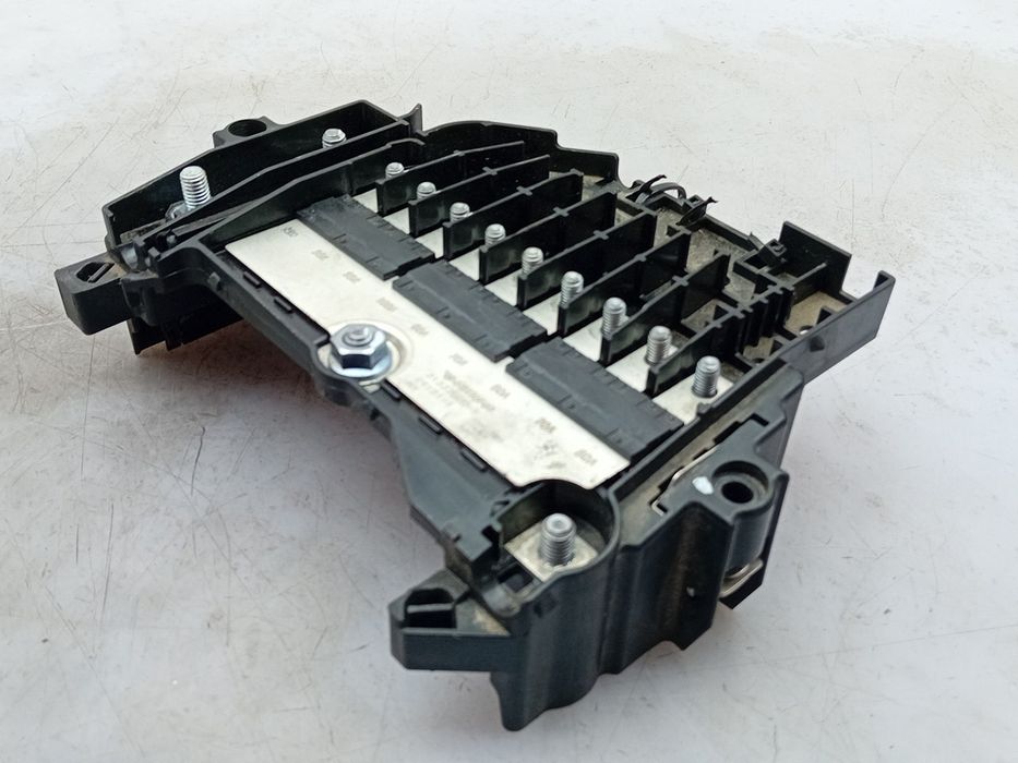 Caixa fusíveis / SAM / BSI VOLVO V40 Hatchback