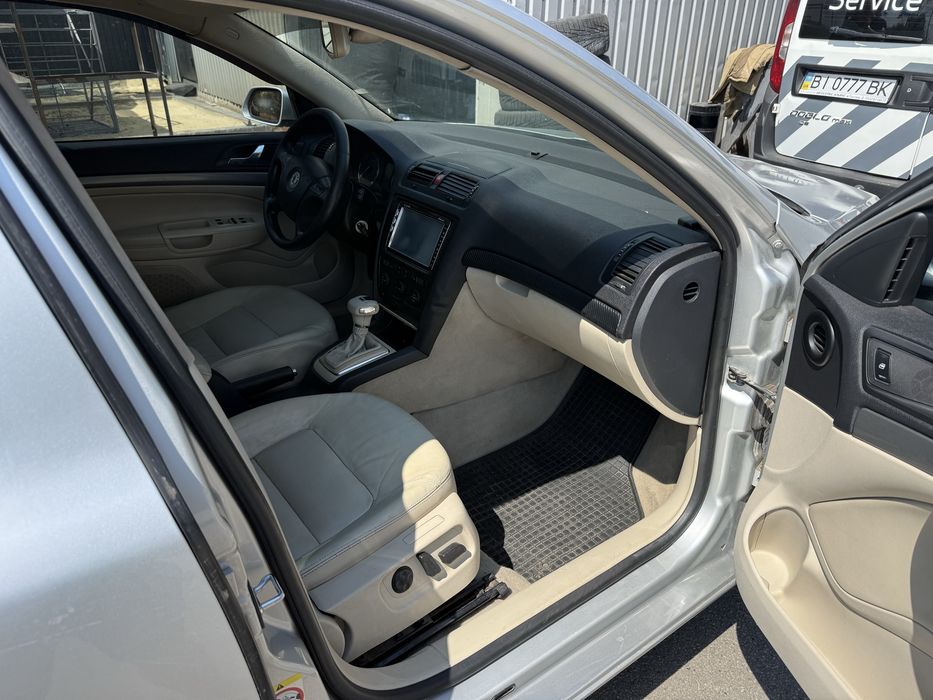 Octavia a5 Laurin & Klement 2.0 дизель автомат