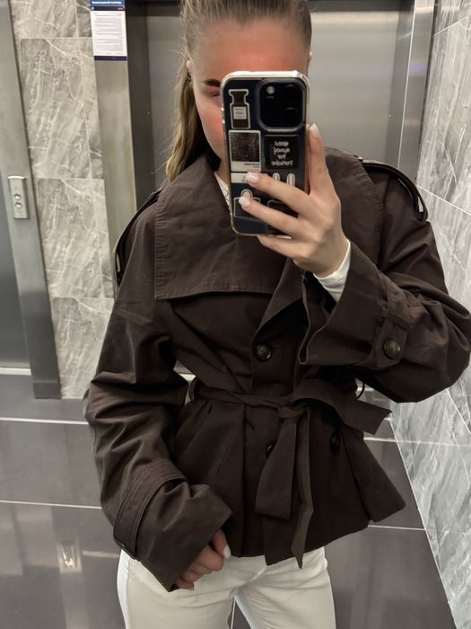 Вкорочений тренч від Bershka | s