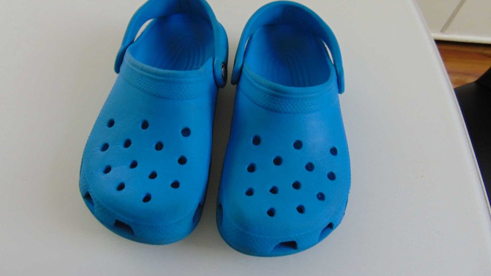CROCS M2 W4 EUR 33 \34