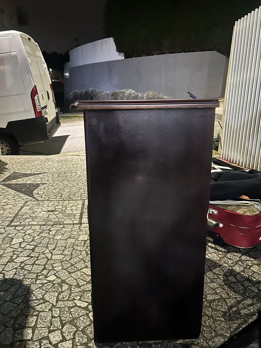 Movel madeira (com marcas uso)
