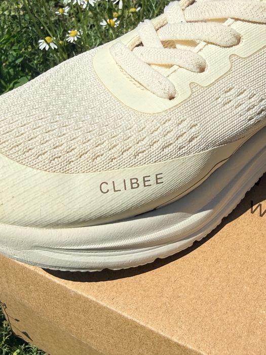 Кроссовки Clibee для девочки 35 размер, состояние новых