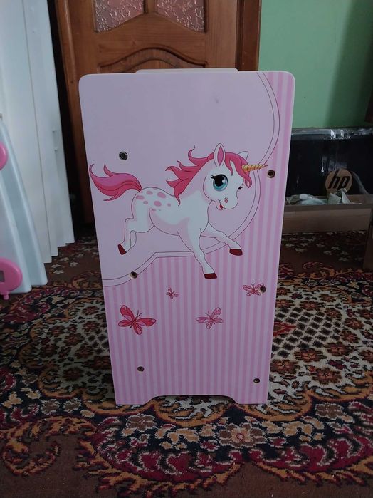 Дитяча поличка для коробочок