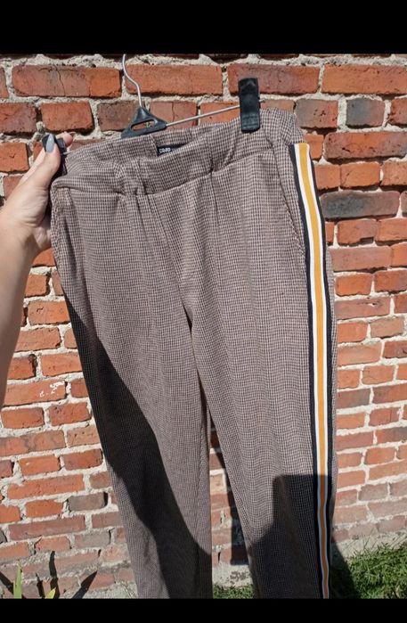 Spodnie cropp 34