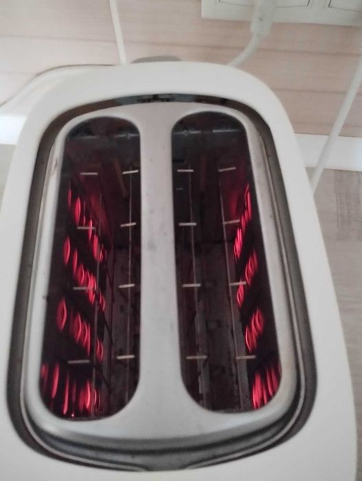 Тостер Philips HD2581