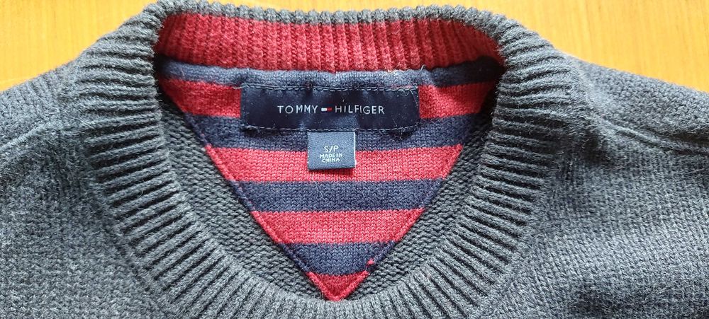 Sweter Tommy Hilfiger Unisexs rozm. M