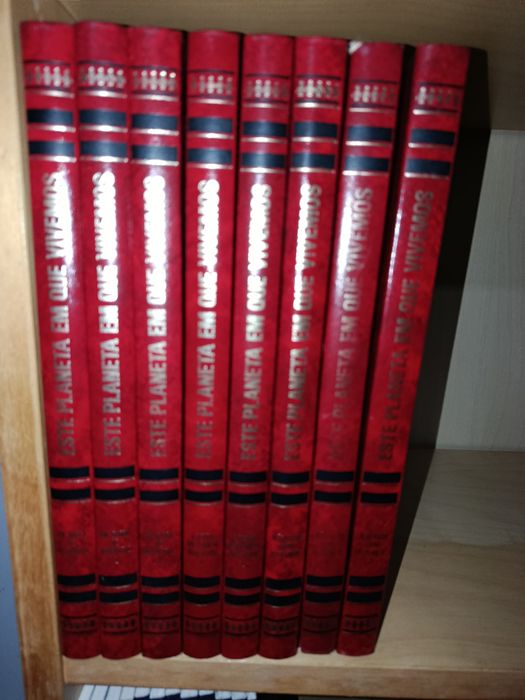 Este Planeta em que Vivemos com 8 volumes