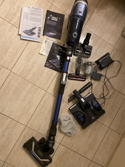 Aspirador vertical Rowenta X Force Flex 9.6 + aqua head (aspira e lava ao mesmo tempo)