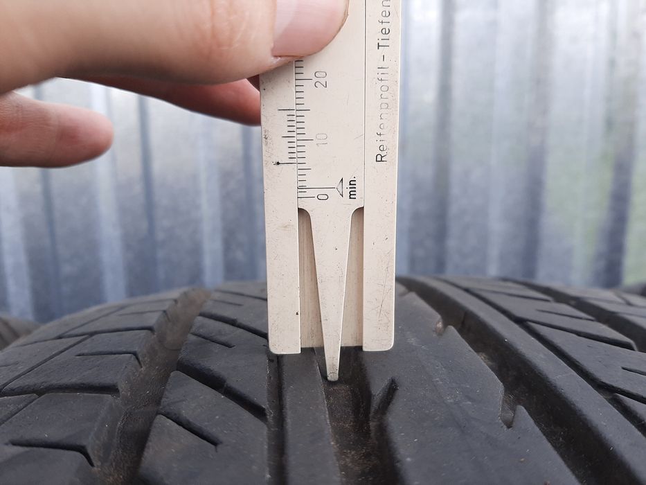 4x Opony letnie 225/55R18 Yokohama BluEarth E70