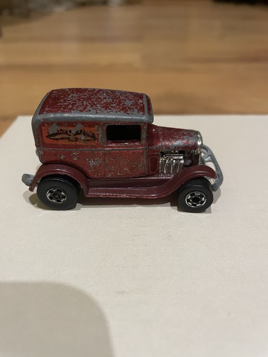 Колекційна машинка Hot Wheels 1977 року